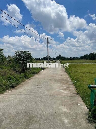 Bán nhà Hoà Tiến Đà Nẵng 150m (7x22) 5 pn cách dt605 chỉ hơn 200m
