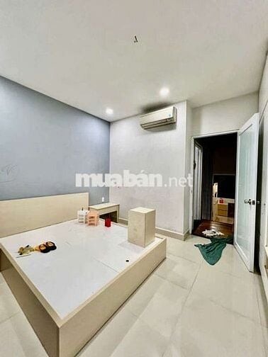 NHÀ SÁT NGUYỄN OANH GÒ VẤP, TRỆT, 3 LẦU, 4PN, 3WC, NỘI THẤT