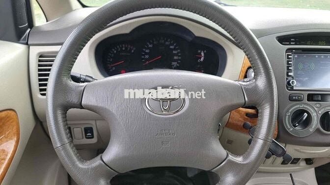 Toyota Innova 2010 V - 85000 km cá nhân