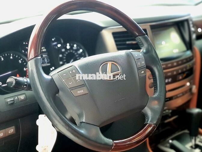 Lexus LX 2014 570 - 110000 km