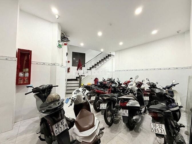 Bán CHDV 4 tầng Điện Biên Phủ, Gia Định. DT 6.5 x 16m. Giá 11.6 tỷ