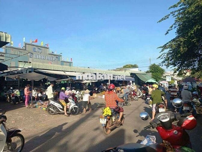 cho thuê măt băng kinh doanh gân  chợ
