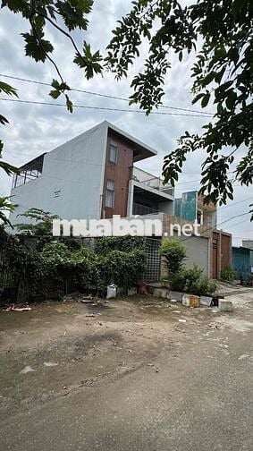 đất Mặt Tiền Bờ Kênh 12m _  442 An Phú Đông  còn 1 lô duy  thôi