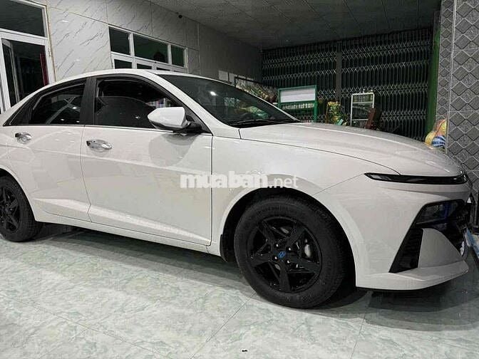 Hyundai Accent 2024 1.5 AT - 30000 km hoặc đổi VF6