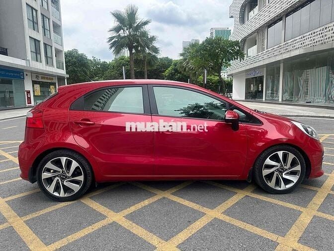 Kia Rio 2014 1.4 AT Hatchback - 790000 km