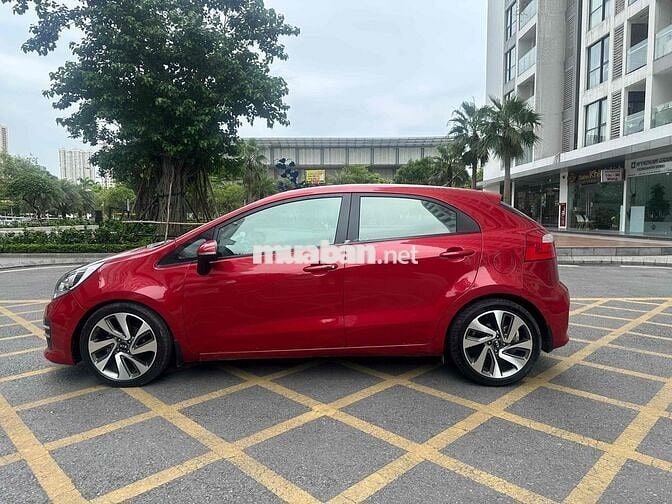 Kia Rio 2014 1.4 AT Hatchback - 790000 km