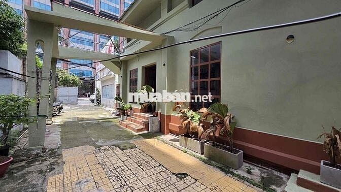 NGANG 15M- ĐỐI DIỆN TOÀ NGÂN HÀNG ĐÔNG Á SỐ 95 CMT8 QUẬN 3