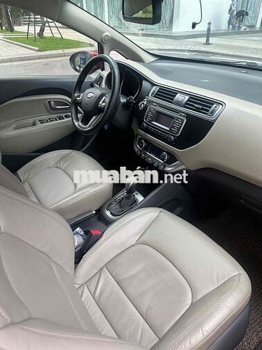 Kia Rio 2014 1.4 AT Hatchback - 790000 km