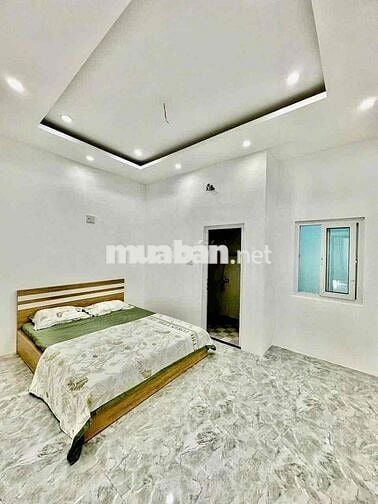 Cho Thuê Nhà Phố Y Hình DT 220m2 1Trệt 1Lửng 3Lầu 4Pn 5Wc Y Như Hình