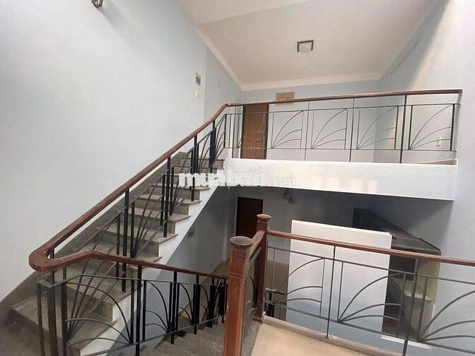 CHO THUÊ NHÀ HXH ĐINH BỘ LĨNH, 65m2 NGANG 4.3m, 4 TẦNG, GIÁ 30TR/THÁNG