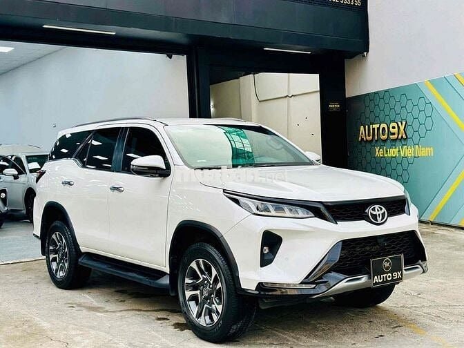🚘 Toyota Fortuner Legender 2.4 Máy Dầu - Siêu Lướt
