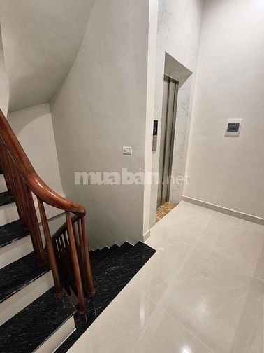 Nhà Đẹp Gần Phố, Tôn Đức Thắng, Đống Đa45m, 6 tầng, mt 4.8m, 17.3 tỷ