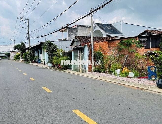 Lô đất full THỔ MT đườg Nhưạ 6m,giá 820tr, Dt 7m x 28,5m,Tân Thông Hội
