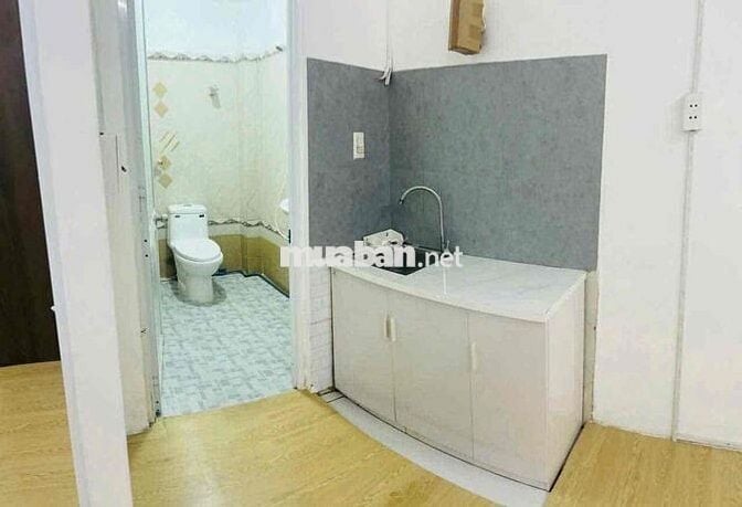 CHdV 2PN 1WC Trống Sẵn , Nội Thất , quận 10 , Nuôi Mèo được