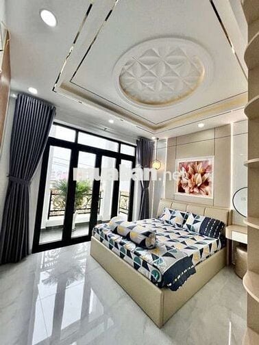 8T.Y 500 THƯƠNG LƯỢNG. ĐƯỜNG 10 MÉT. NHÀ 5 TẦNG 4 PN 6VS