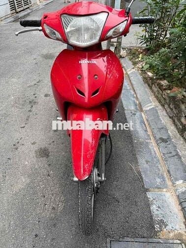 e bán wawe a màu đỏ máy ngon sẵn đi lâu dài ạ