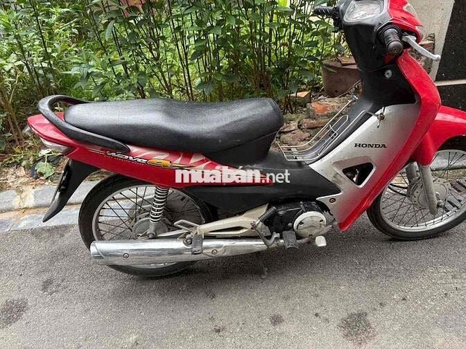 e bán wawe a màu đỏ máy ngon sẵn đi lâu dài ạ