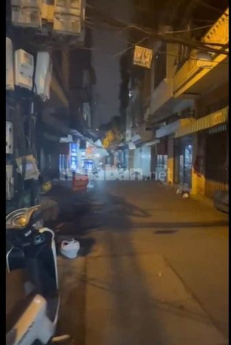 Chính chủ cho thuê nhà mặt đường số 136 Đê Trần Khát Chân
