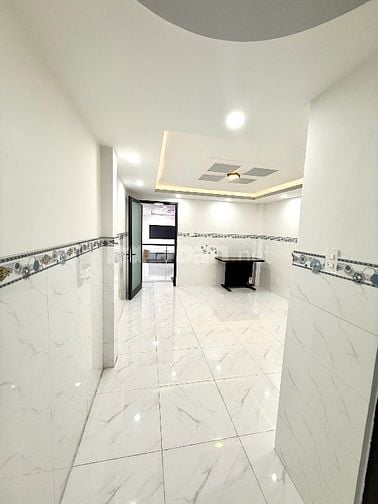 ⭐️Nhà DT:4x16m, 2 lầu xe hơi để trong nhà hẻm 5m Trần Thị Trọng, P15
