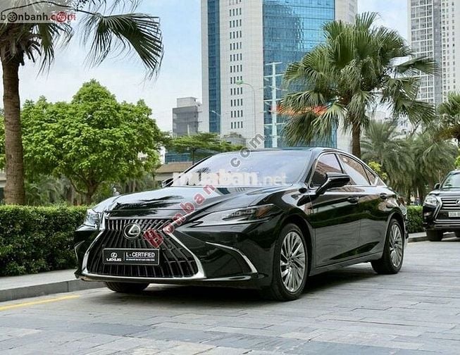 Lexus ES 300h 2023 - 2 Tỷ 950 Triệu