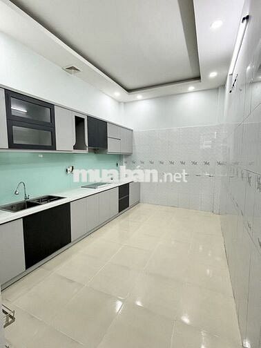 LÊ VĂN DUYỆT GIÁP QUẬN 1 - 40M2 2 TẦNG BTCT - CHỈ 5.3 TỶ (TL)