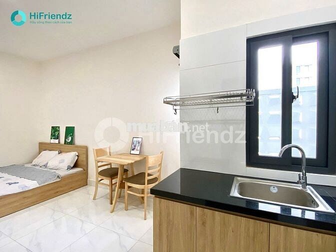 Căn Hộ Dịch Vụ dạng Studio Cửa Sổ Trời gần Lotte, Cres, Vivo Quận 7