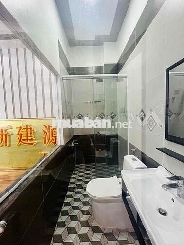 CHO THUÊ NHÀ TRỆT 2 LẦU MỚI ĐẸP CÓ NỘI THẤT KDC HƯNG PHÚ - CẦN THƠ