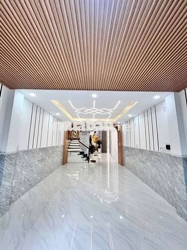 8T.Y 500 THƯƠNG LƯỢNG. ĐƯỜNG 10 MÉT. NHÀ 5 TẦNG 4 PN 6VS