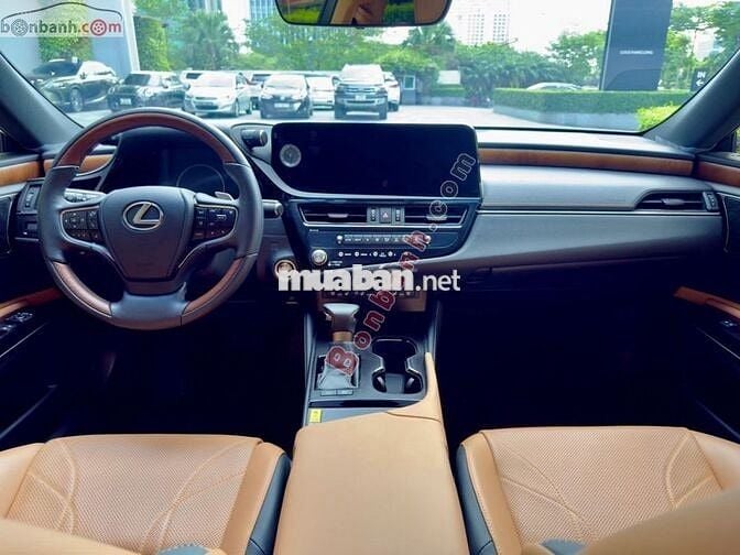 Lexus ES 300h 2023 - 2 Tỷ 950 Triệu