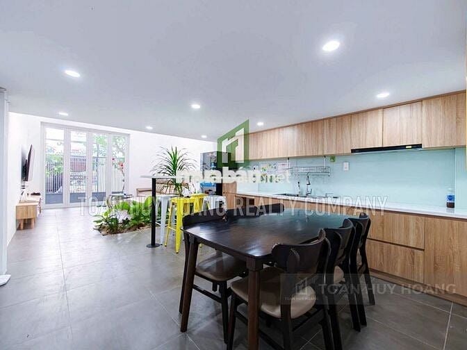 Nhà đẹp gần biển Mỹ Khê 3PN full nội thất hiện đại