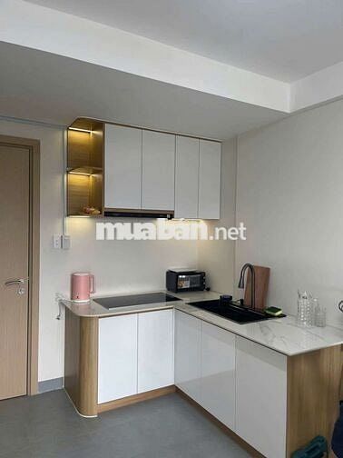 Căn hộ cho thuê với 3 máy lạnh, nội thất full Chung Cư Golden City AG