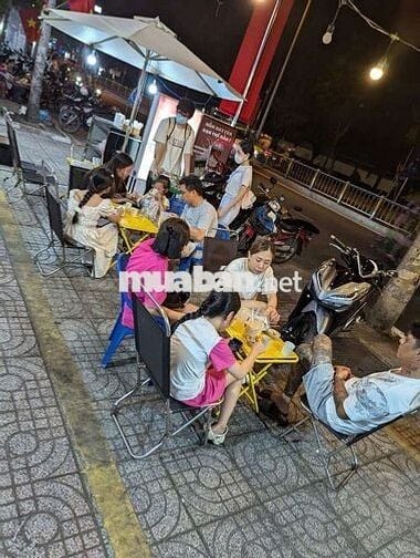 Cho thuê mặt bằng Tạ Quang Bửu buổi chiều