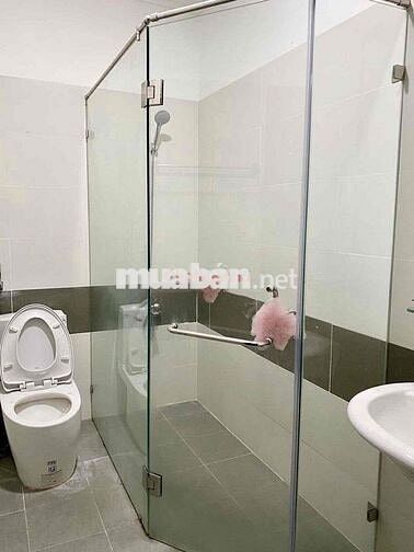 Cho thuê nhà Hẻm Xe Hơi Trệt 3 Lầu 4.5x20 Thành Thái , Quận 10