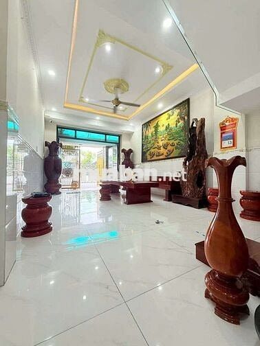 Cho thuê nhà 2 lầu gần bigc go đông hòa