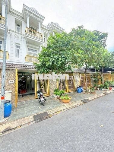 Cho thuê nhà 2 lầu gần bigc go đông hòa
