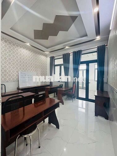 CHO THUÊ NHÀ:
TRỆT 2 LẦU MỚI ĐẸP - SẴN NỘI THẤT
, - KDC HƯNG PHÚ