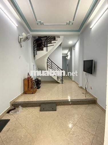 💥 Cho Thuê Nhà - 2 Lầu - 3PN - 2WC - 3M2 x 12M Nguyễn Thị Thập