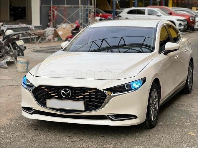 Mazda 3 2024 1.5L Luxury - 22000 km