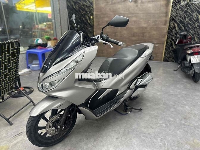 PCX 150 2018 xe đẹp ít chạy ( gop 0 giam cavet)