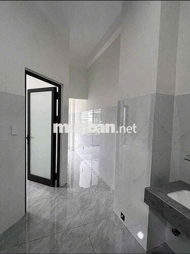 Cho thuê nhà mới xây đường Bùi Hiển, Hòa An, Cẩm Lệ