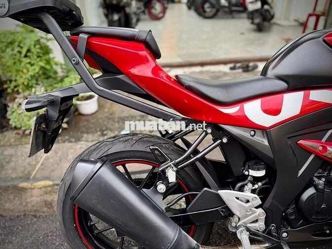 Suzuki Gsx150r date 2019