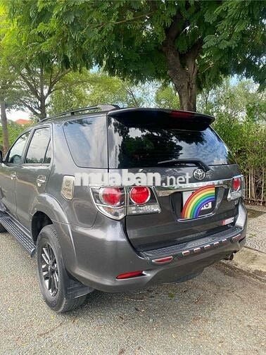 Toyota Fortuner 2015 2.7V 4x2 AT - 130000 km