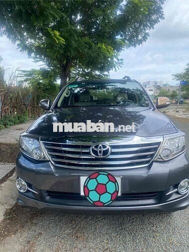 Toyota Fortuner 2015 2.7V 4x2 AT - 130000 km