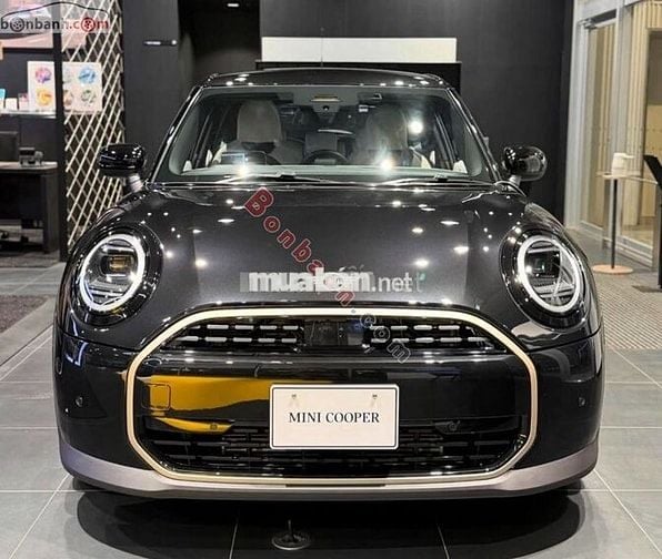 MINI Cooper S 5 Door