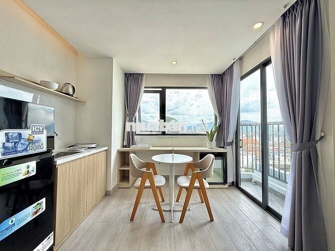 CHO THUÊ CĂN HỘ STUDIO BAN CÔNG – SIÊU ĐẸP – GẦN BIỂN – 5,3 TRIỆU