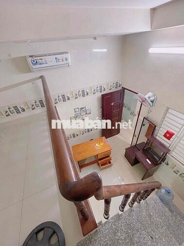 CHO THUÊ PHÒNG DUPLEX NỘI THẤT CƠ BẢN NGAY GẦN BỆNH VIỆN THỐNG NHẤT