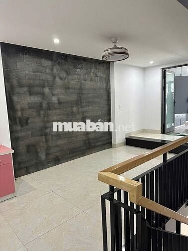 CHO THUÊ NHÀ 2,5 TẦNG MT BẮC SƠN, NGAY BẾN XE