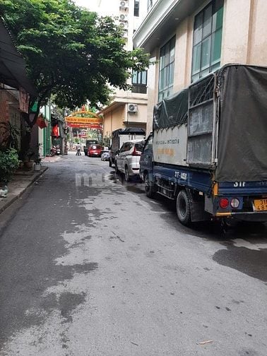 Cho thuê nhà phố Ngụy Như Kon Tum tiện ở, kinh doanh, làm văn phòng