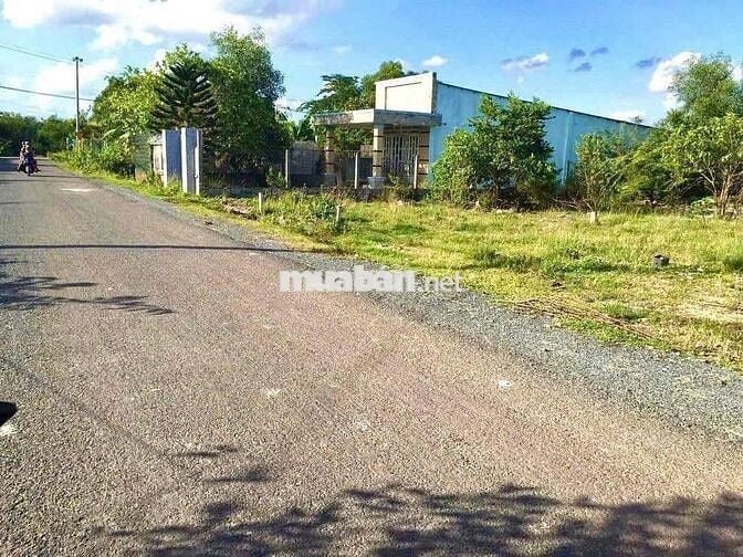 181m2 chốt giá 380triệu Phước Hiệp, sổ sẳn, công chứng trong ngày