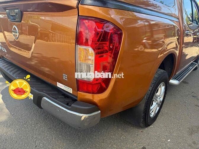 Nissan Navara 2016 NP300E 4x2MT - 100000 km
